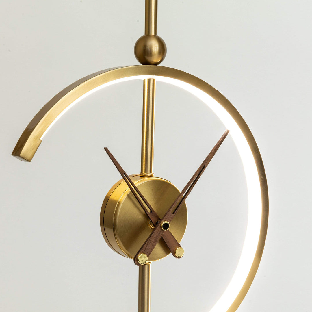 "Modern wireless lamp with LED, clock, maple wood frame, and metal accents for home/office. Energy-efficient lighting, sleek 