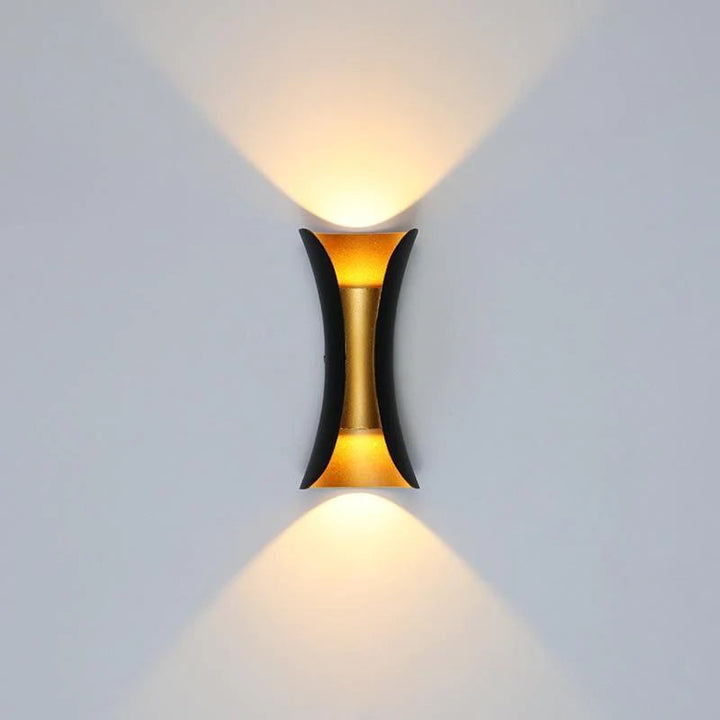 Outdoor LED wall light, modern design, durable aluminum, weatherproof IP65, bright warm light, perfect for gardens and patios