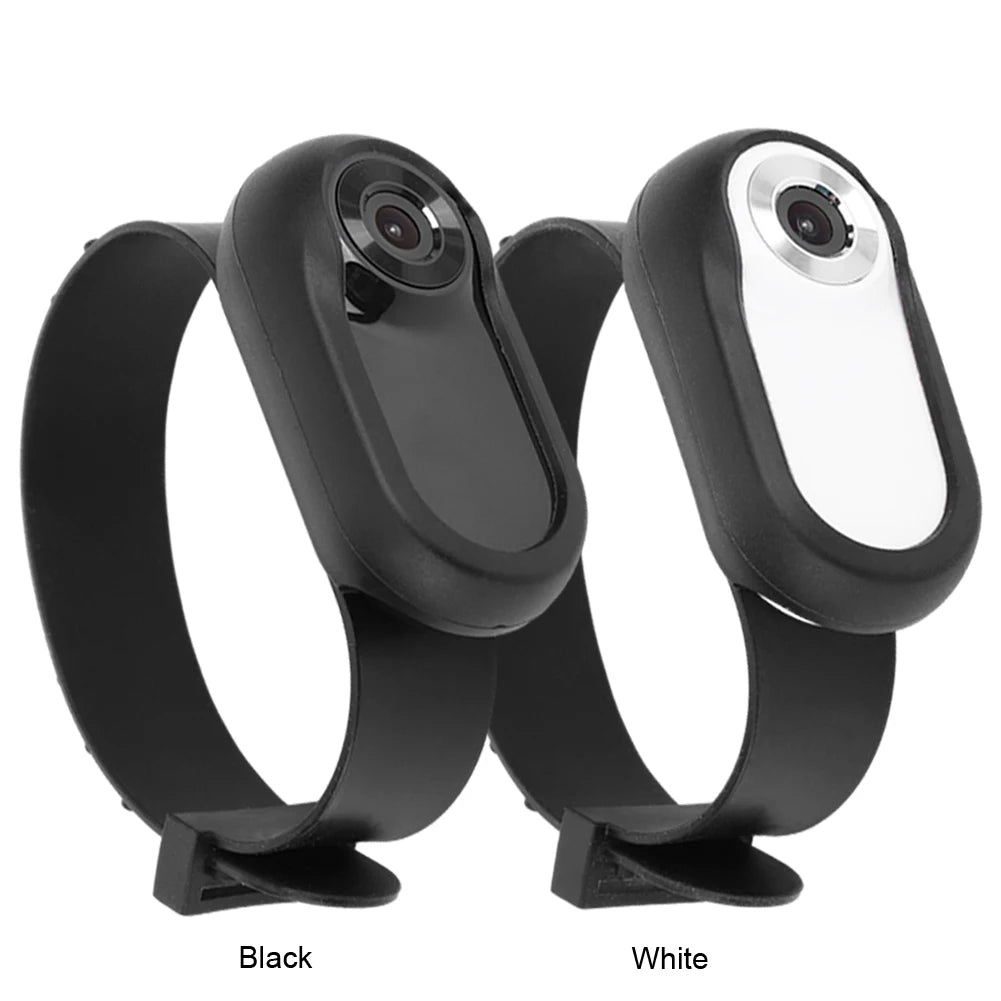 "Pet collar camera with 160° wide-angle lens and HD 1080P video, designed for cats and dogs, fits comfortably on collars."