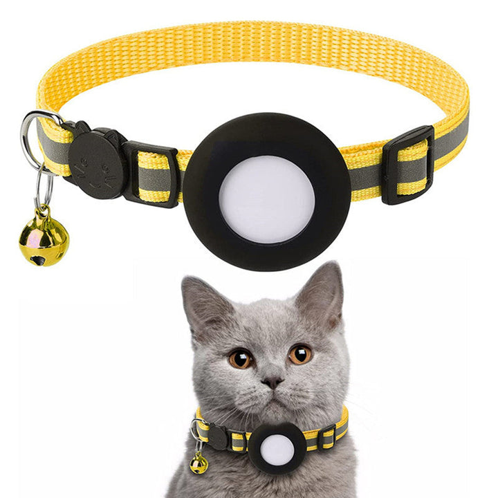 Reflective adjustable cat collar with AirTag holder, lightweight design, and reflective stripes for low-light safety.
