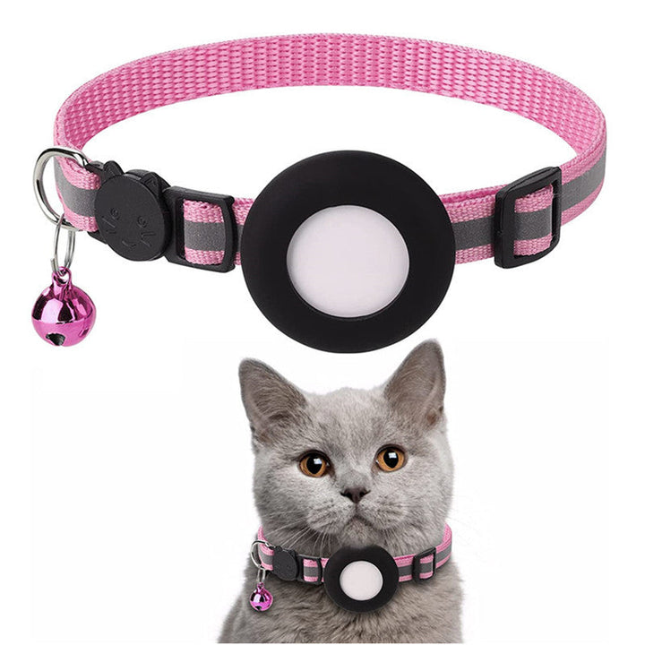 Reflective adjustable cat collar with AirTag holder, lightweight design, and reflective stripes for low-light safety.