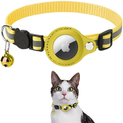 Reflective cat GPS tracker collar with quick release and durable nylon, designed for safety and night visibility.