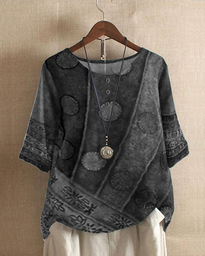 "Women's chic blouse in various colors, elegant and comfortable, perfect for work or casual outings, flattering fit."
