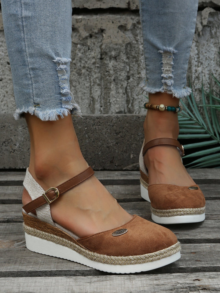 Women's chic orthopedic espadrille sandals with breathable material, lightweight design, and versatile style for comfort.