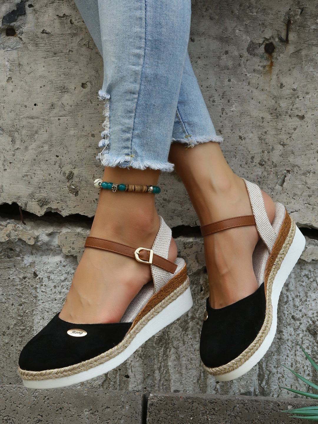 Women's chic orthopedic espadrille sandals with breathable material, lightweight design, and versatile style for comfort.