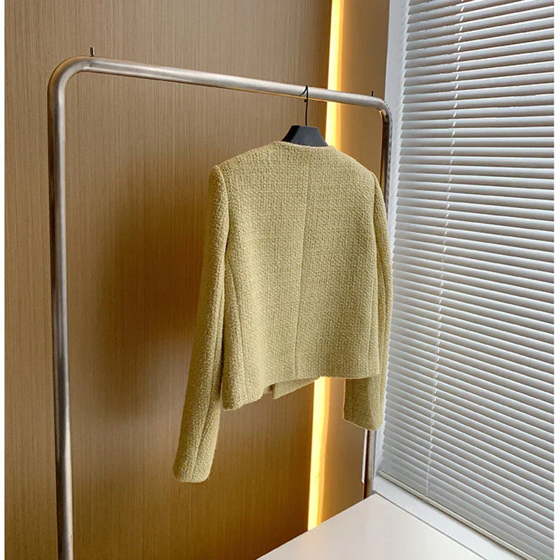 Women's lightweight casual short jacket, perfect chic layer, breathable fabric, versatile colors, stylish for any outfit.