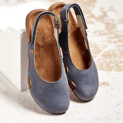 Women's supportive summer sandals with adjustable straps, featuring ergonomic arch support and breathable design.