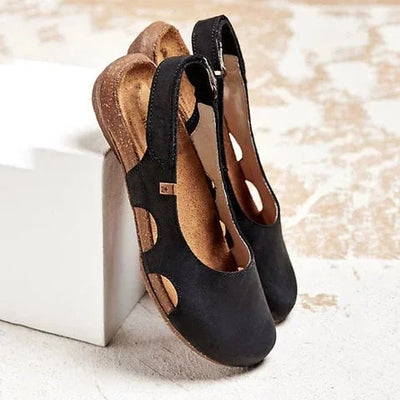 Women's supportive summer sandals with adjustable straps, featuring ergonomic arch support and breathable design.